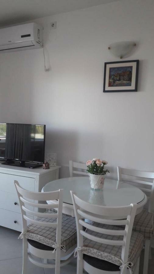 Nin Zdrijac Apartment ภายนอก รูปภาพ